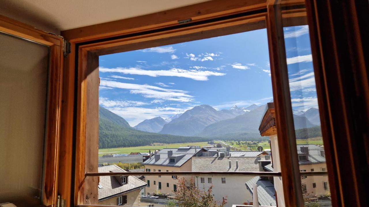 Weisses Kreuz - Crusch Alva Bed & Breakfast Samedan Exterior photo